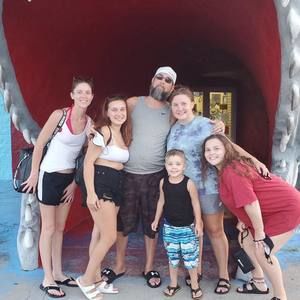 Meet your Posher, Paris